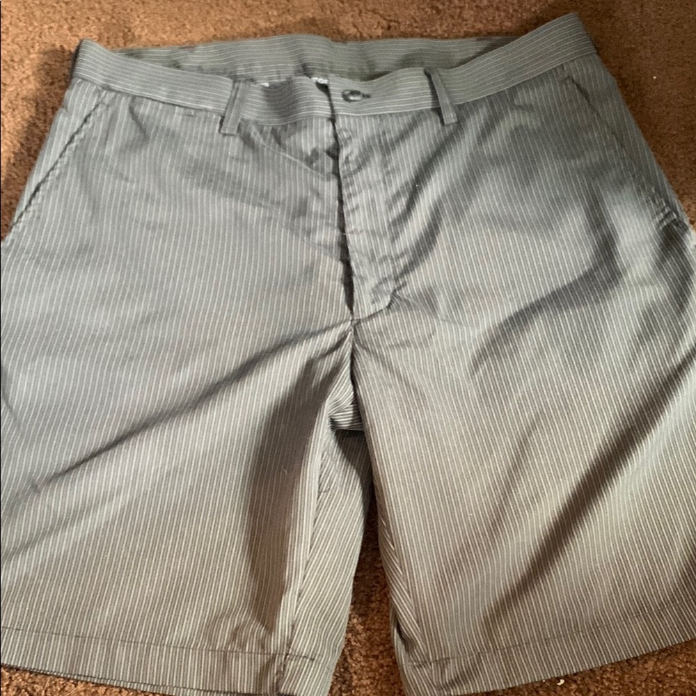 PGA Tour Gray Flat Front Shorts Lightweight Pinstripe